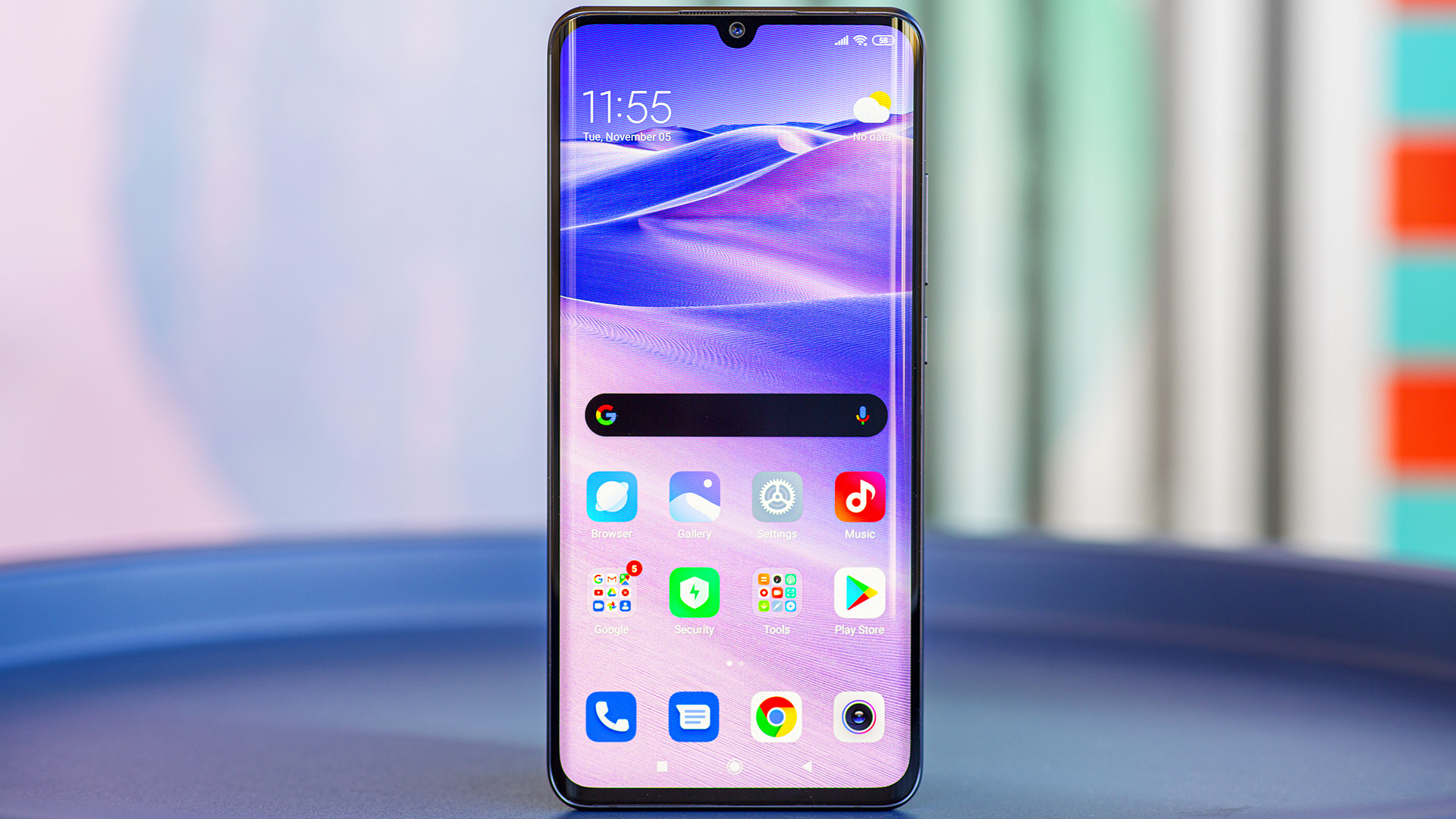 Xiaomi Mi Note 10 front side view