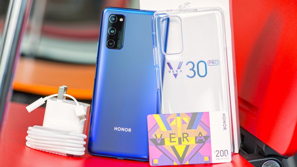 Honor V30 Pro in The box