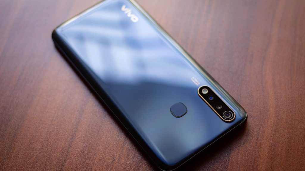 Vivo U20 back side