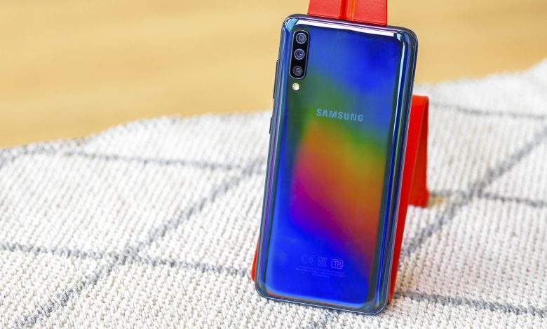 Galaxy A70 Comes with Android 10 update and One UI 2.0