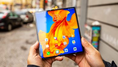 Huawei Mate Xs available to buy in the market on March 5