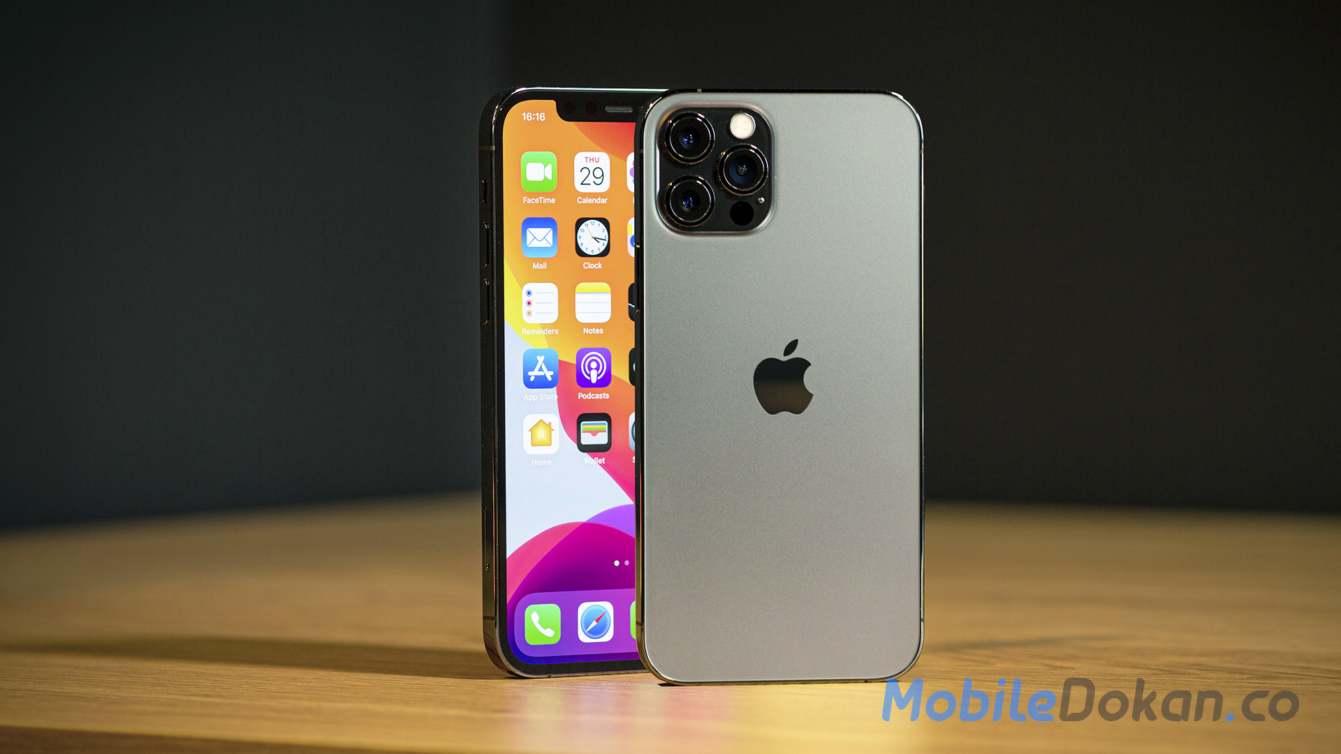 Apple iPhone 12 Pro Back and front