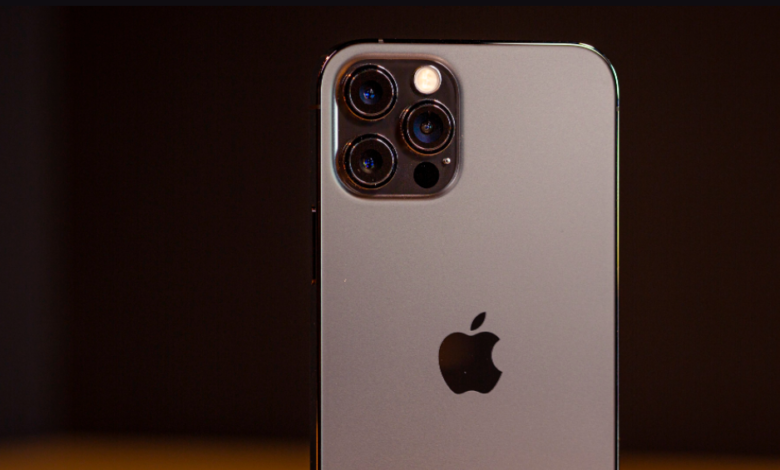 iPhone 12 Pro Max rolled out with new 2.5x telephoto camera