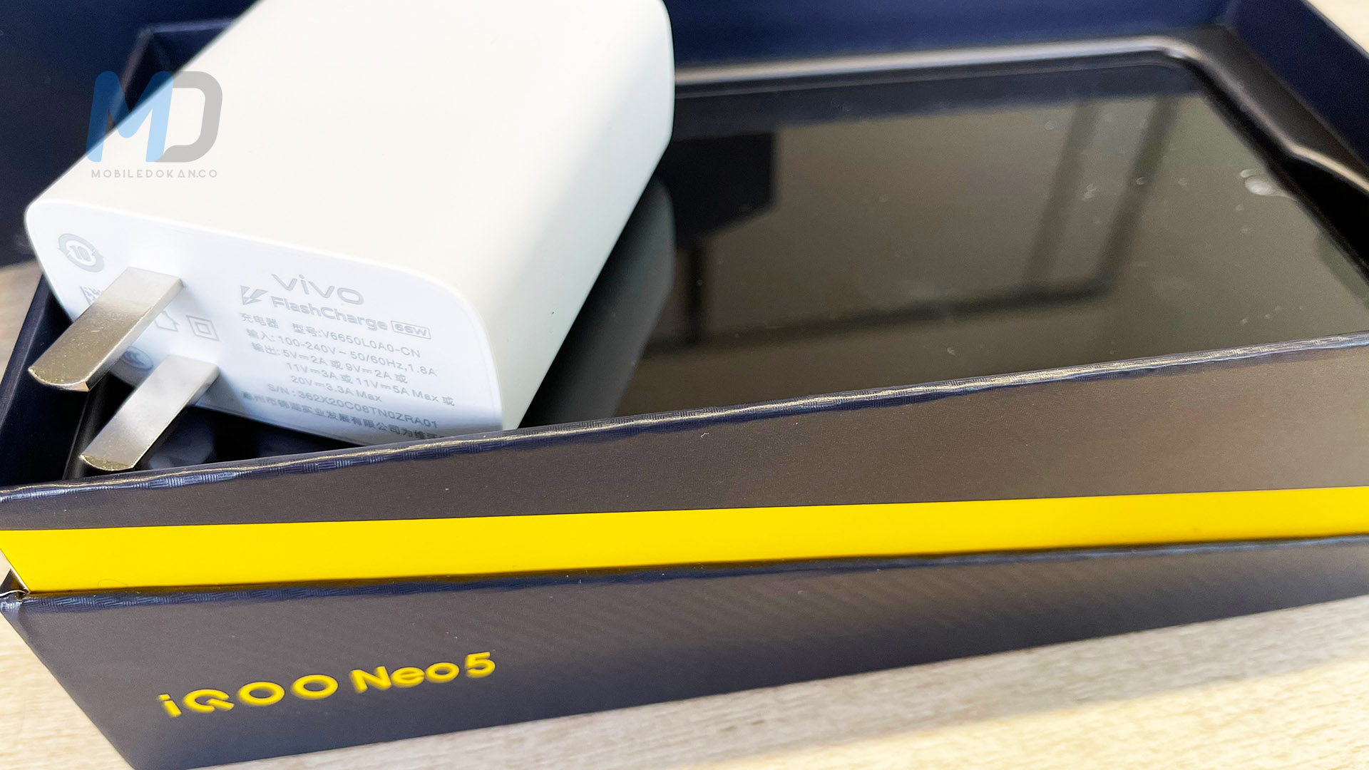 Vivo iQOO Neo 5 Certified by 3C 66W fast wired charger