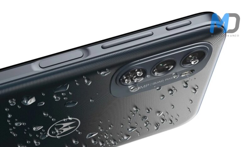Motorola reveals 5 phones at once_ Moto G200 with SD888_
