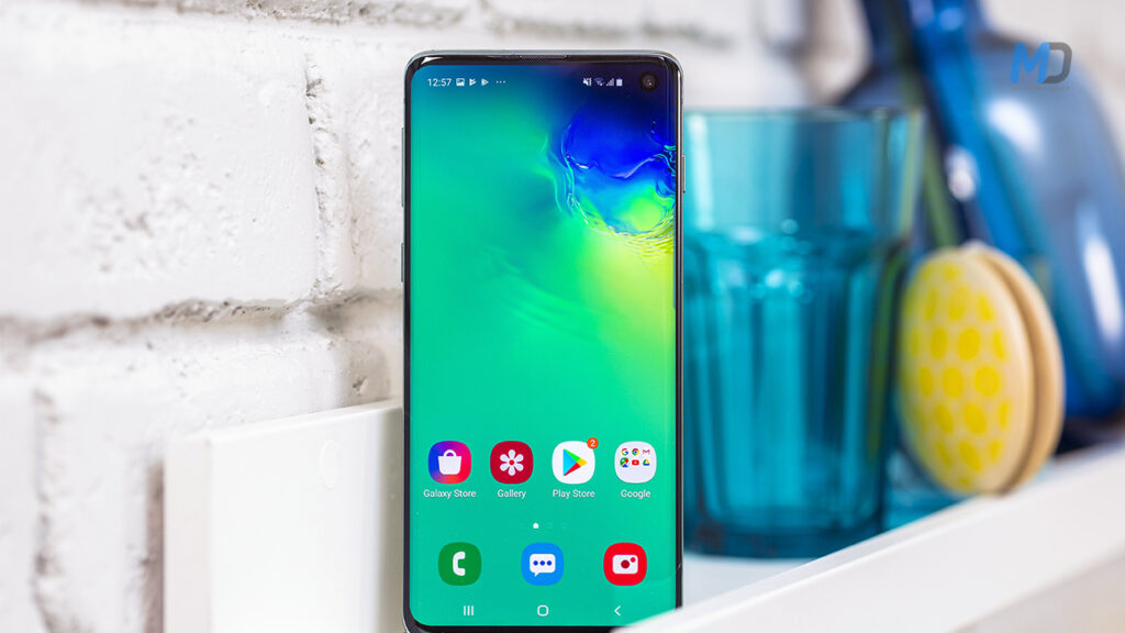 Samsung Galaxy S10 series gets Android 12