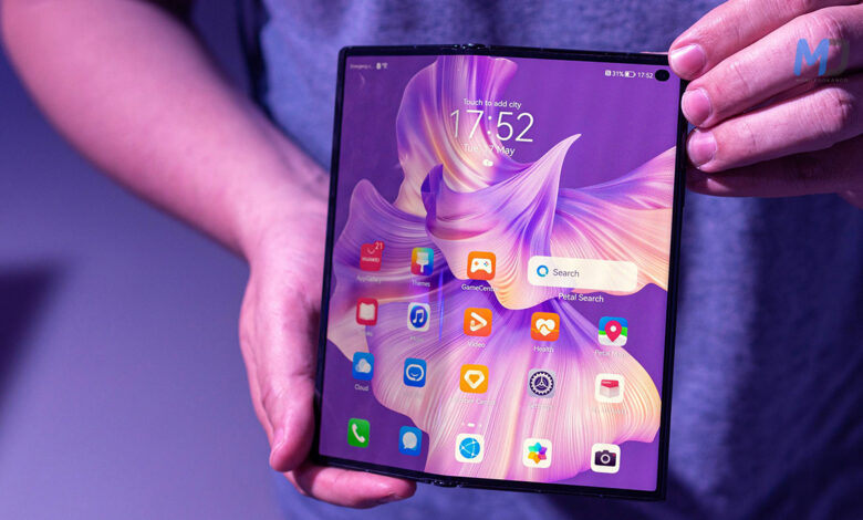 Huawei Mate Xs 2 hands-on review has come out