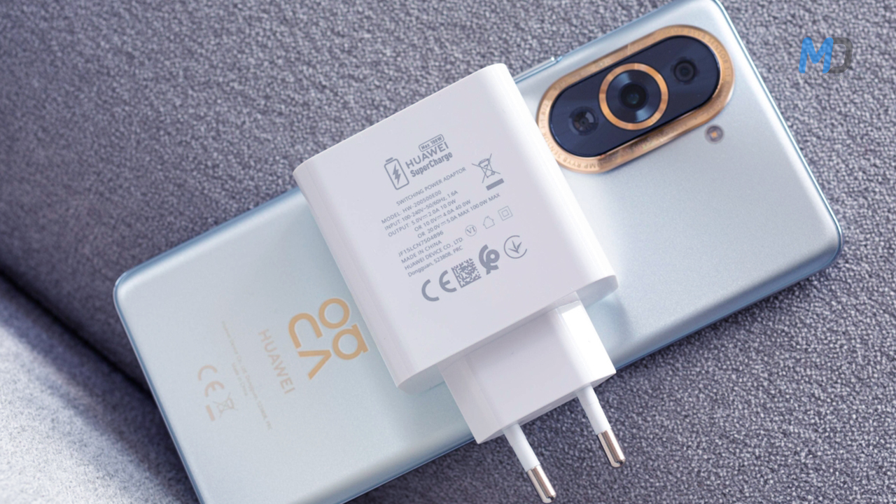 Huawei nova 10 Pro charger