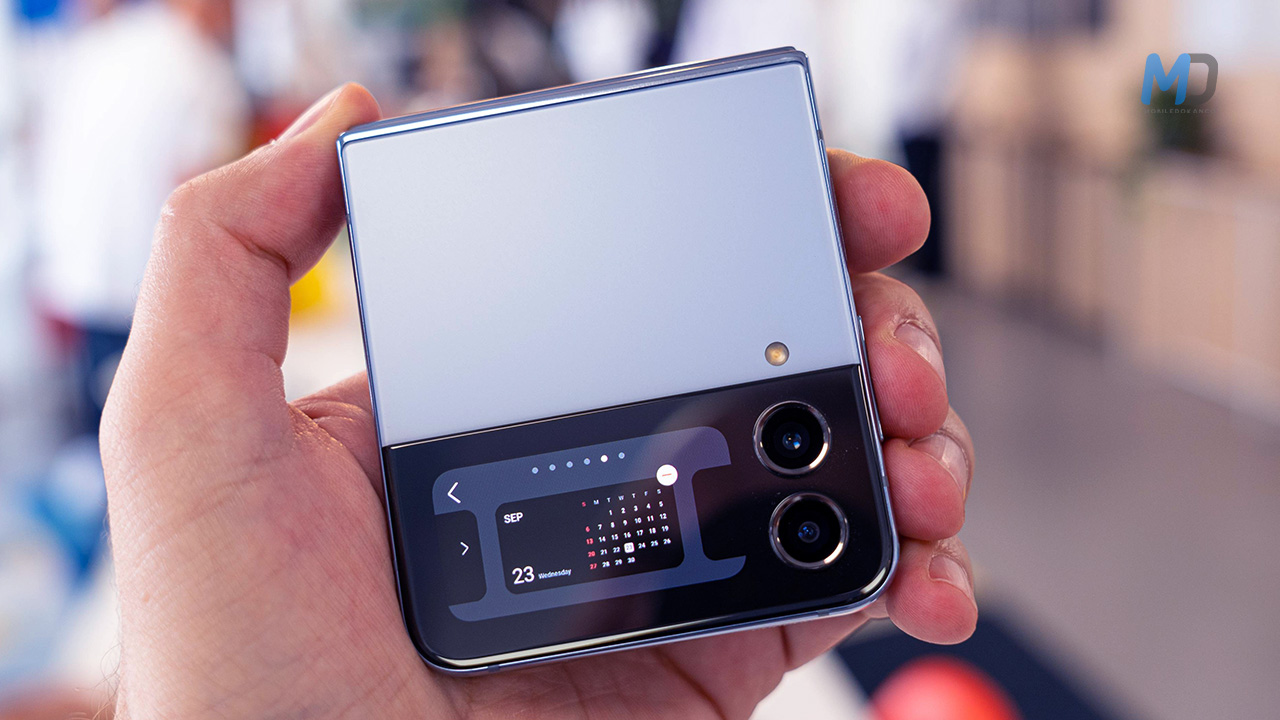 Samsung Galaxy Z Flip4 bears all in a teardown video