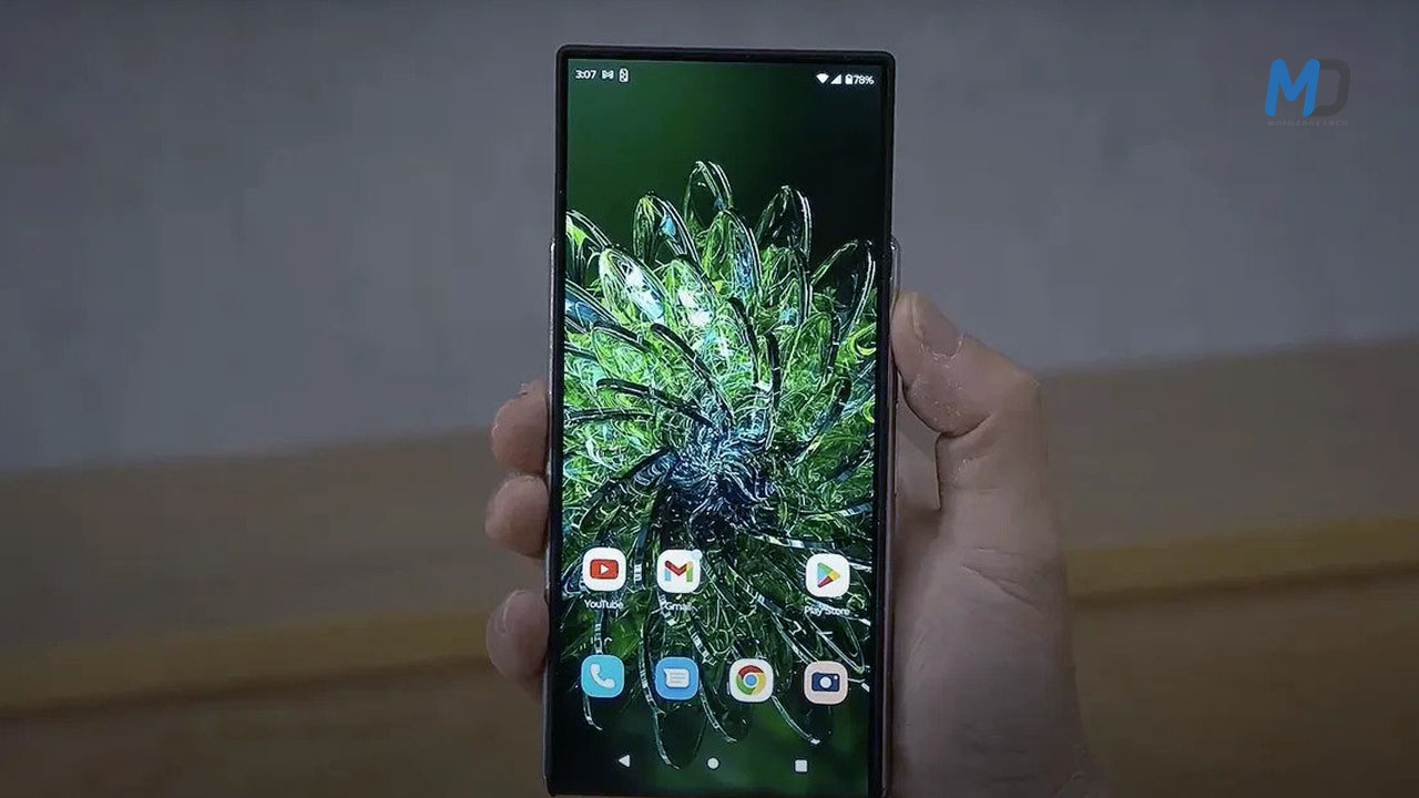 Motorola rollable phone concept demoed at Lenovo Tech World 2022