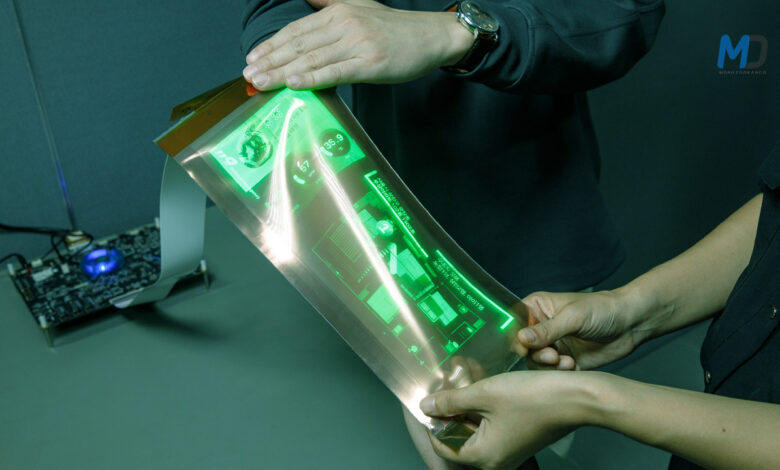 LG Display shows off a 12" display that can stretch to 14" featu