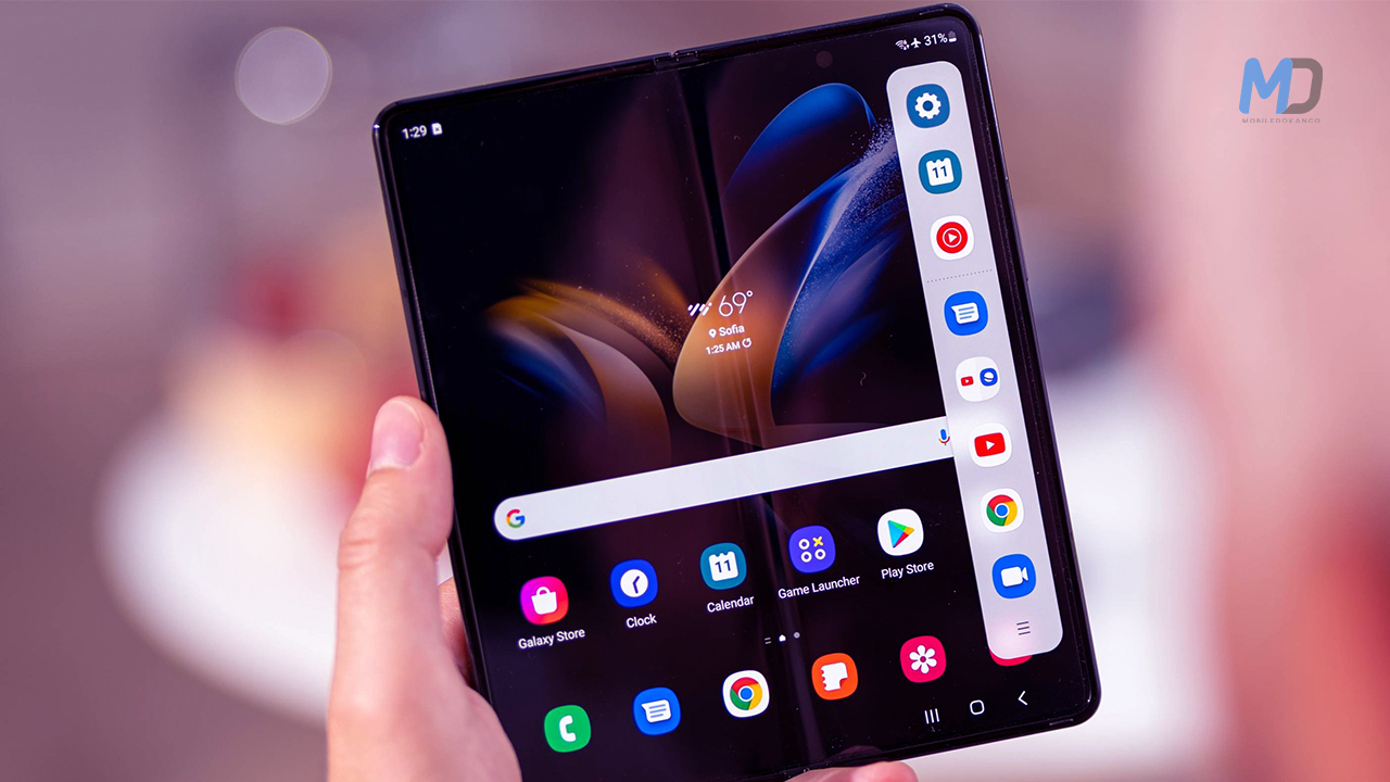 Samsung's future foldable smartphones come with an S Pen slot