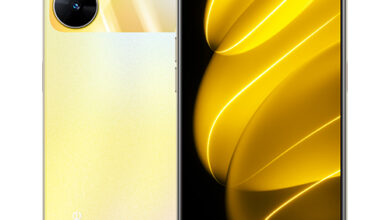 Realme V30 Dawn Gold