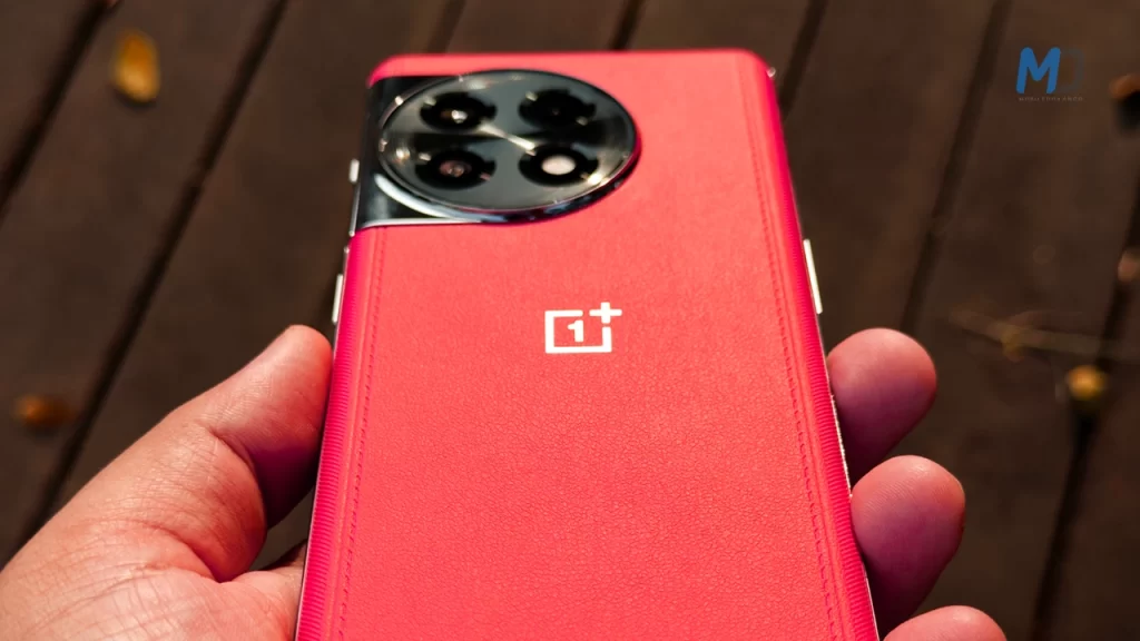 OnePlus 11R Solar Red review