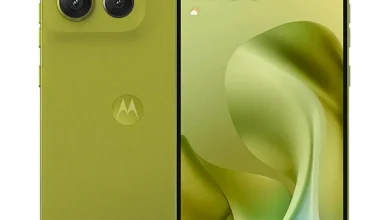 Motorola Moto G86 PANTONE Golden Cypress